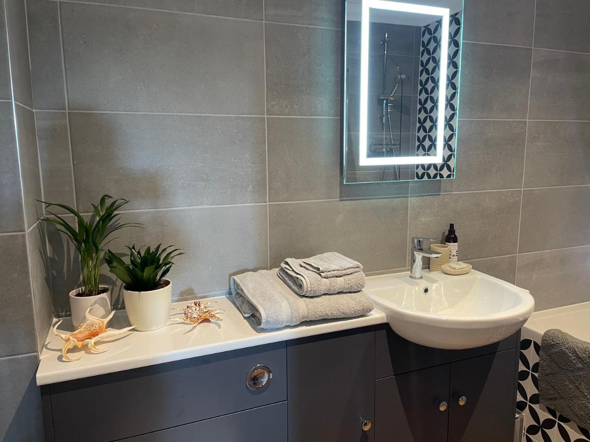 Spacious Luxury Flat In Swanage, Close To Beach With Parking Exteriör bild
